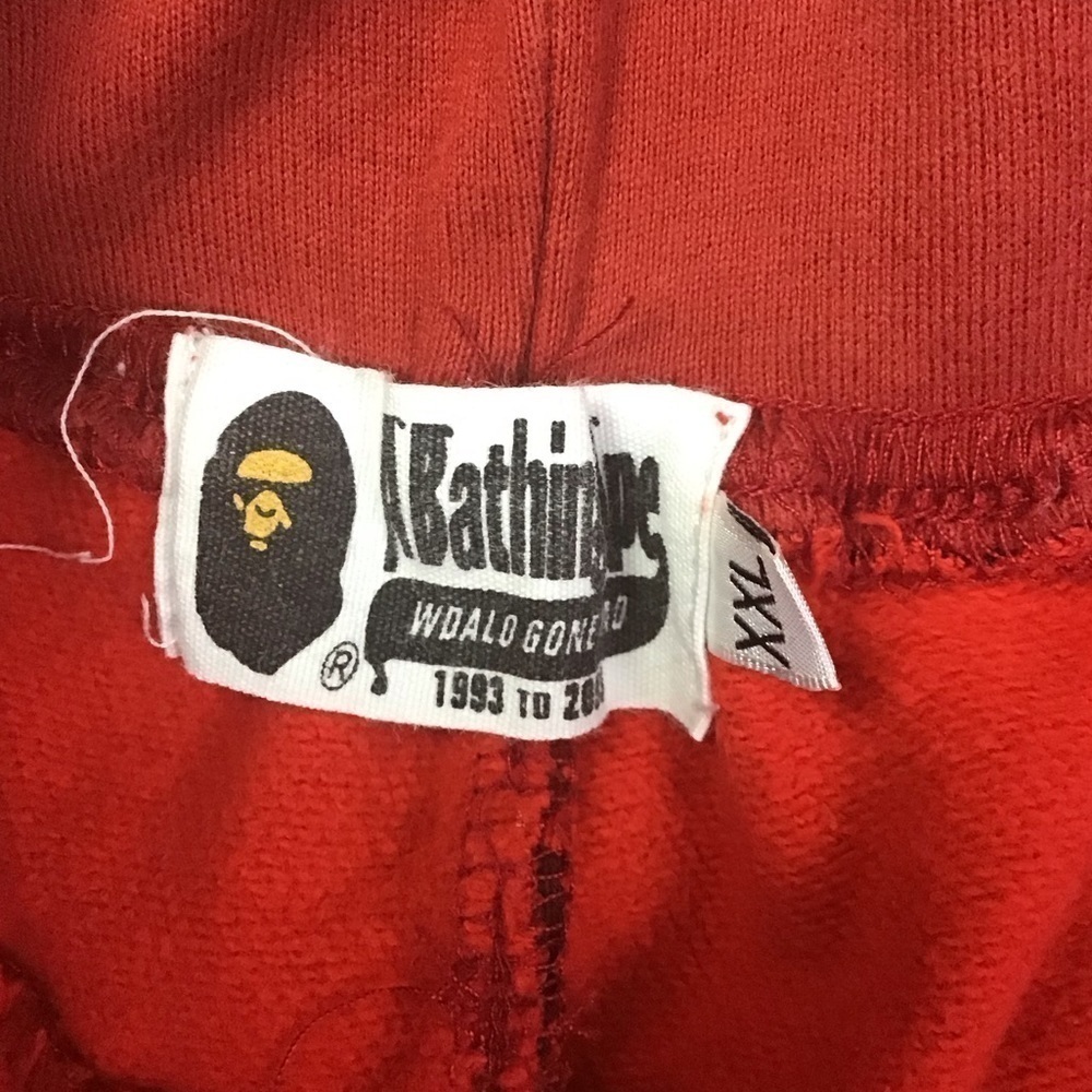BAPE Men’s XXL Shark Cutoff Sweatpants Shorts Red Camo - Picture 5 of 12